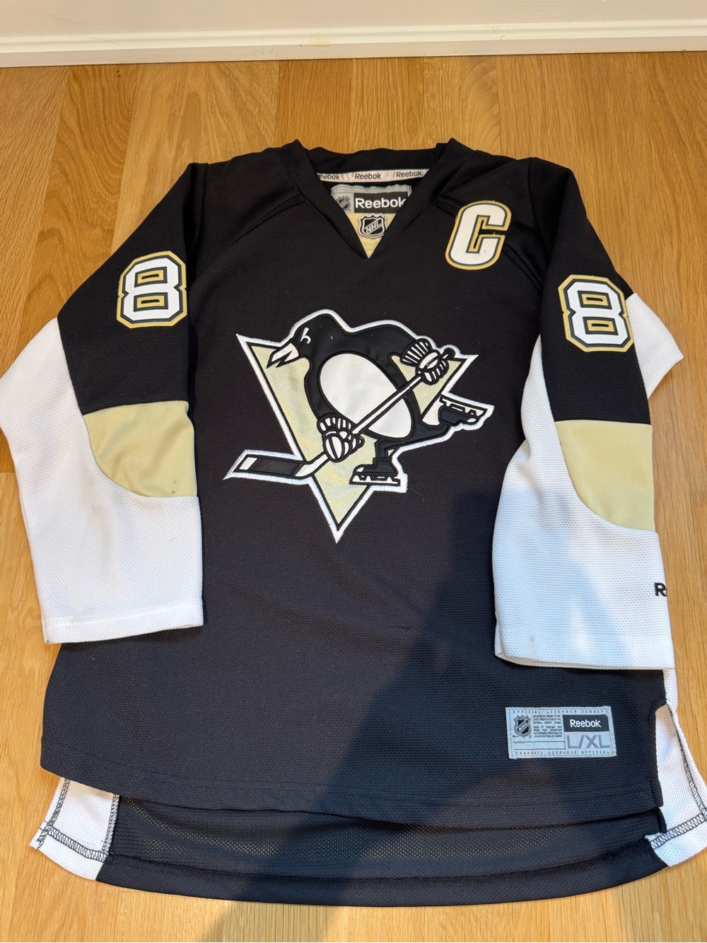 Reebok Kids Black, White & Gold Pittsburgh Penguins Hockey Jersey